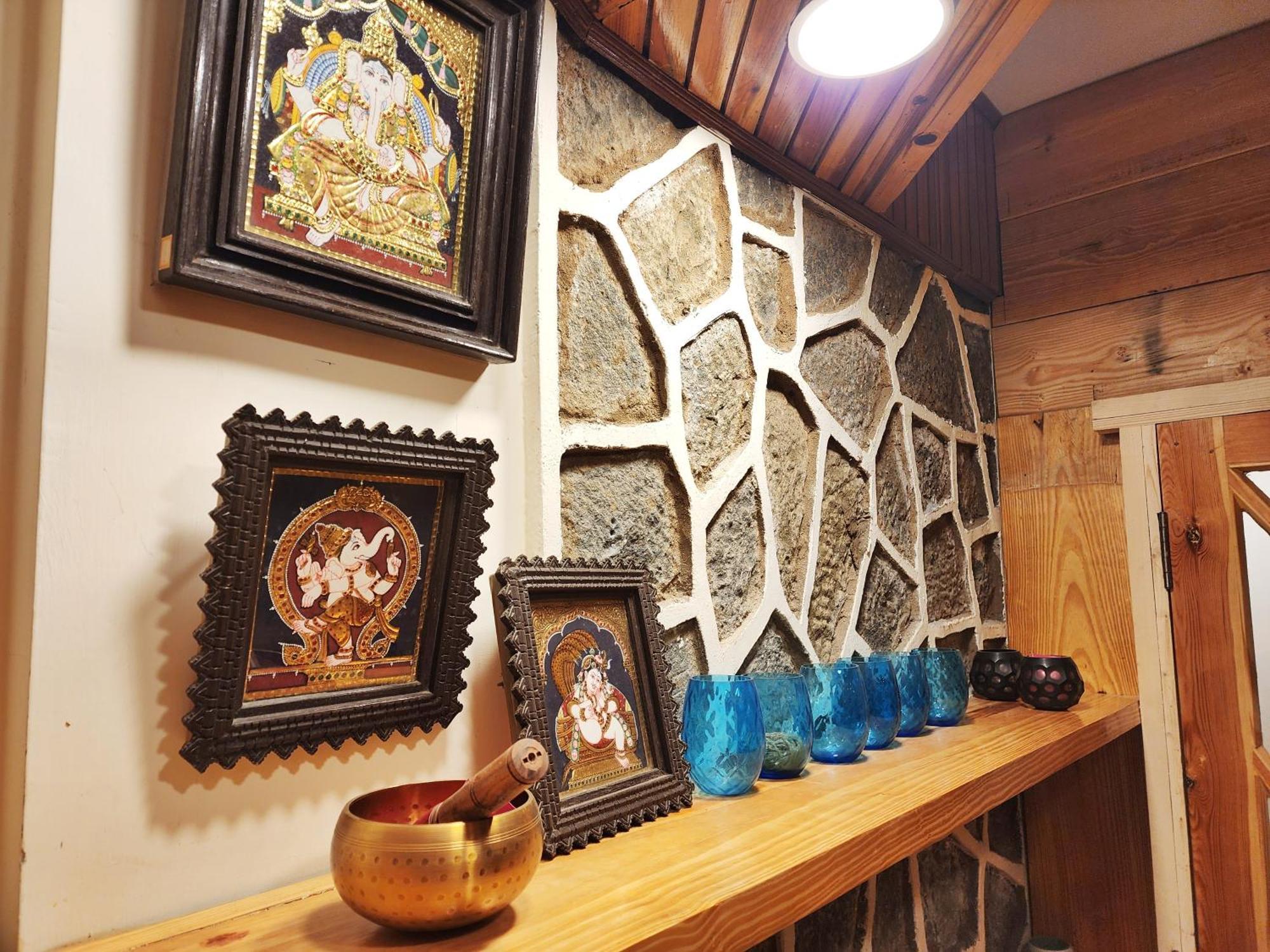 Hotel Pineview Shimla Zewnętrze zdjęcie